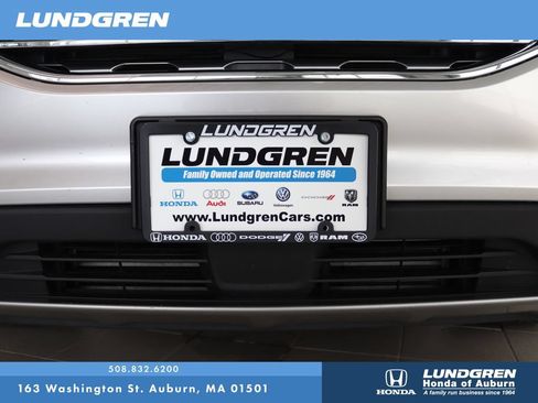 Used 2019 Ford Edge Titanium w/ Cold Weather Package AWD/4WD image 12