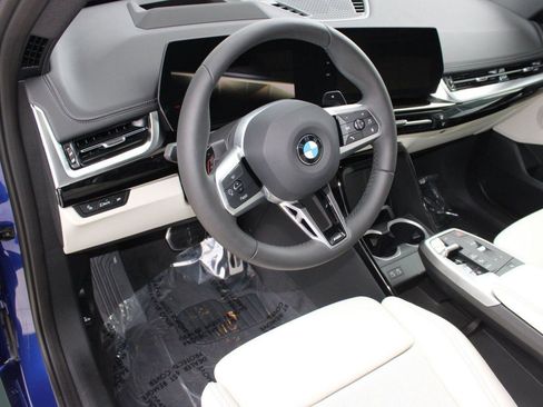 Used 2026 BMW X1 xDrive28i w/ Technology Package image 4