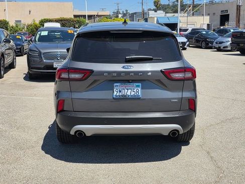 Used 2023 Ford Escape SE w/ PHEV Premium Package FWD image 5