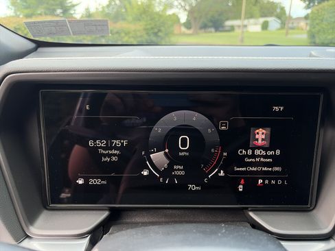Used 2026 GMC Terrain Elevation w/ Technology Package II FWD image 31