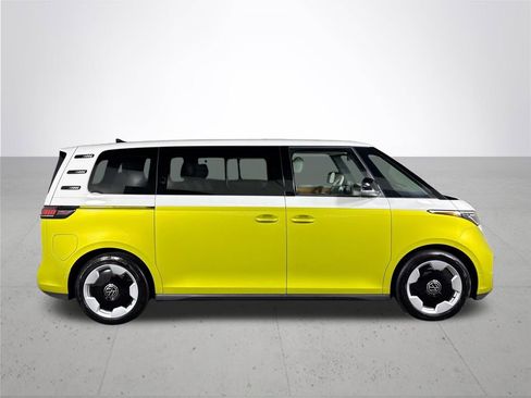 New 2025 Volkswagen ID. Buzz Pro S Plus image 5