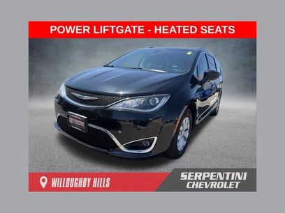 Used 2019 Chrysler Pacifica Touring-L