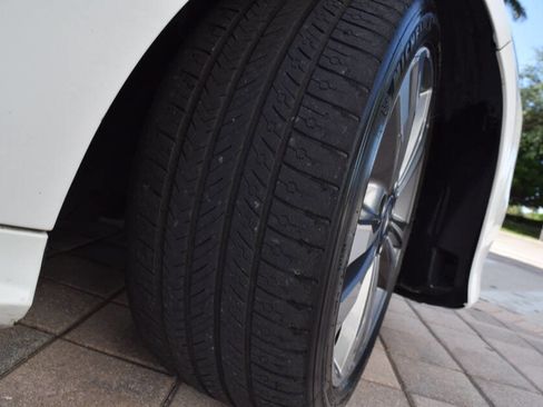 Used 2014 Mercedes-Benz E 350 Sedan image 89