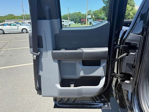 New 2025 Ford F350 XL w/ 360-Degree Camera Package RWD image 34