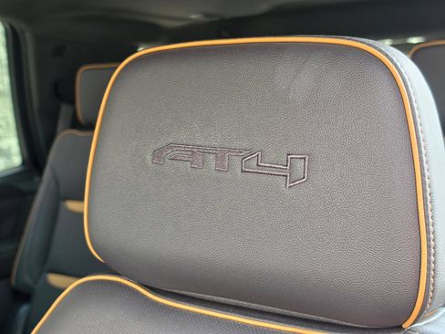 Used 2024 GMC Yukon AT4 w/ AT4 Premium Plus Package AWD/4WD image 11