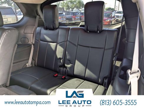 Used 2017 Nissan Pathfinder SV w/ Trailer Tow Package FWD image 13