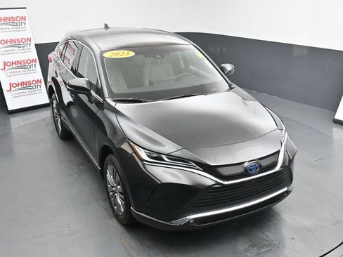 Used 2023 Toyota Venza Limited AWD/4WD image 27