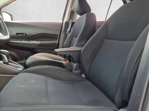 Used 2023 Nissan Kicks S FWD image 11