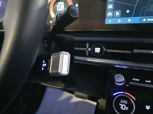 Used 2025 Hyundai Santa Fe XRT image 25