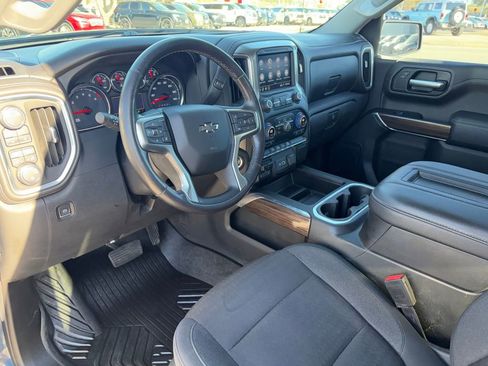 Used 2021 Chevrolet Silverado 1500 LT Trail Boss image 8
