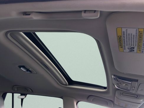 Used 2010 Subaru Outback 2.5i Limited w/ Popular Equipment Group 2A image 50