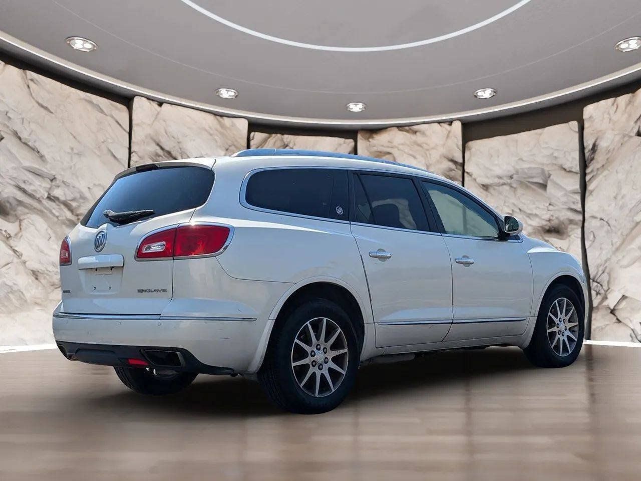 Used 2015 Buick Enclave Leather FWD image 12