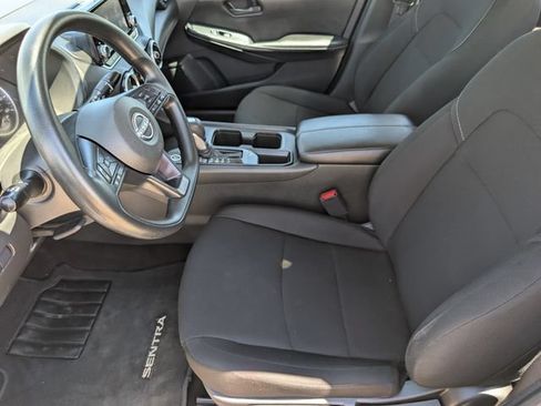Used 2024 Nissan Sentra S FWD image 14