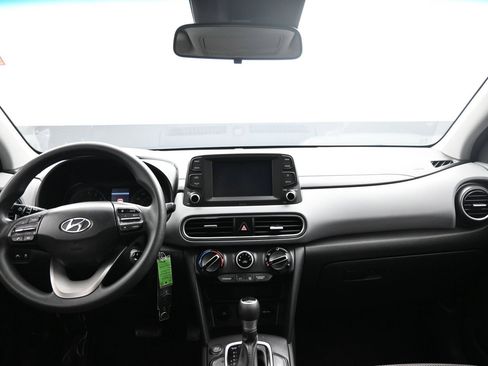 Used 2021 Hyundai Kona SE FWD image 20