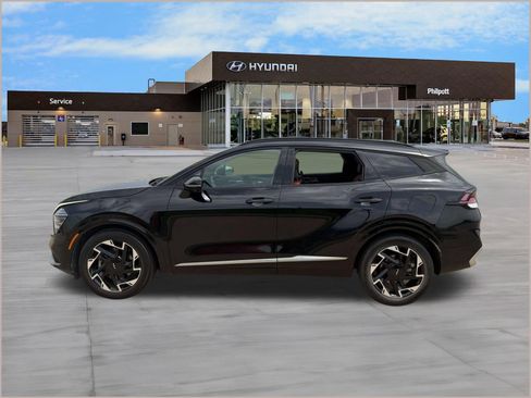 Used 2023 Kia Sportage SX FWD image 2