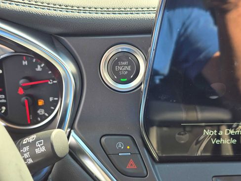 New 2025 Chevrolet Blazer RS image 31