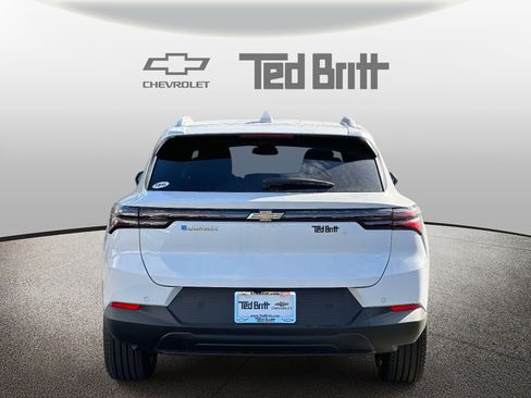 New 2026 Chevrolet Equinox EV LT image 5