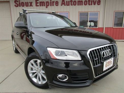Used 2017 Audi Q5 2.0T Premium image 1