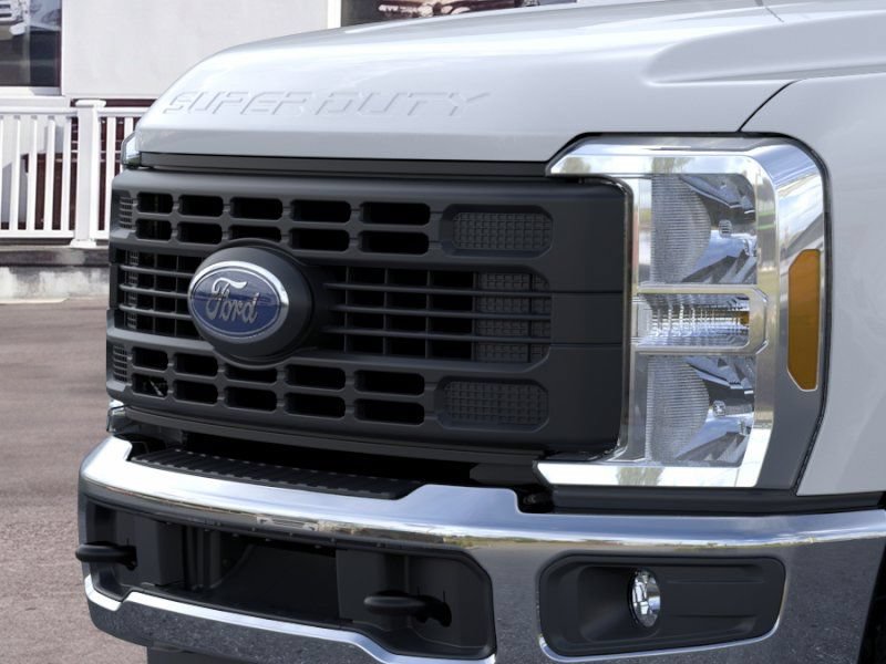 New 2026 Ford F350 XL w/ XL Chrome Package AWD/4WD image 17