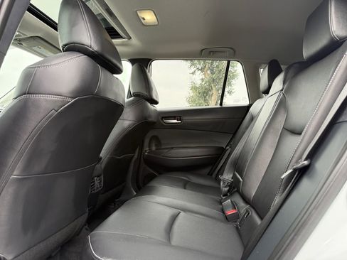 Used 2024 Toyota Corolla Cross XLE image 17