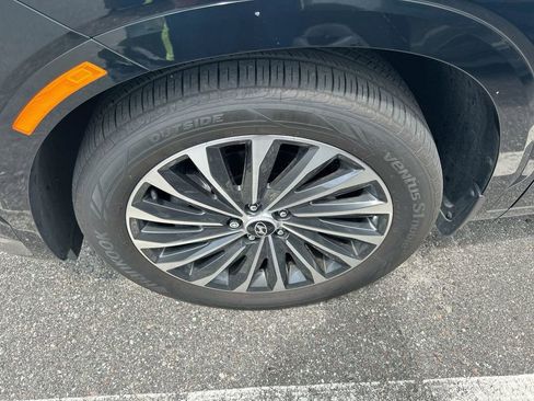 Used 2025 Hyundai Palisade Calligraphy FWD image 10