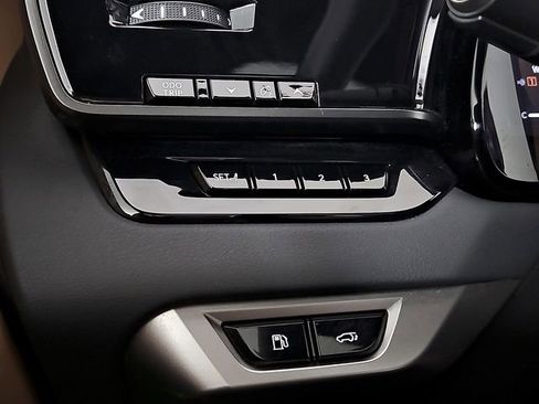 Used 2025 Lexus RX 350 Premium w/ Accessory Package (Z1) FWD image 26