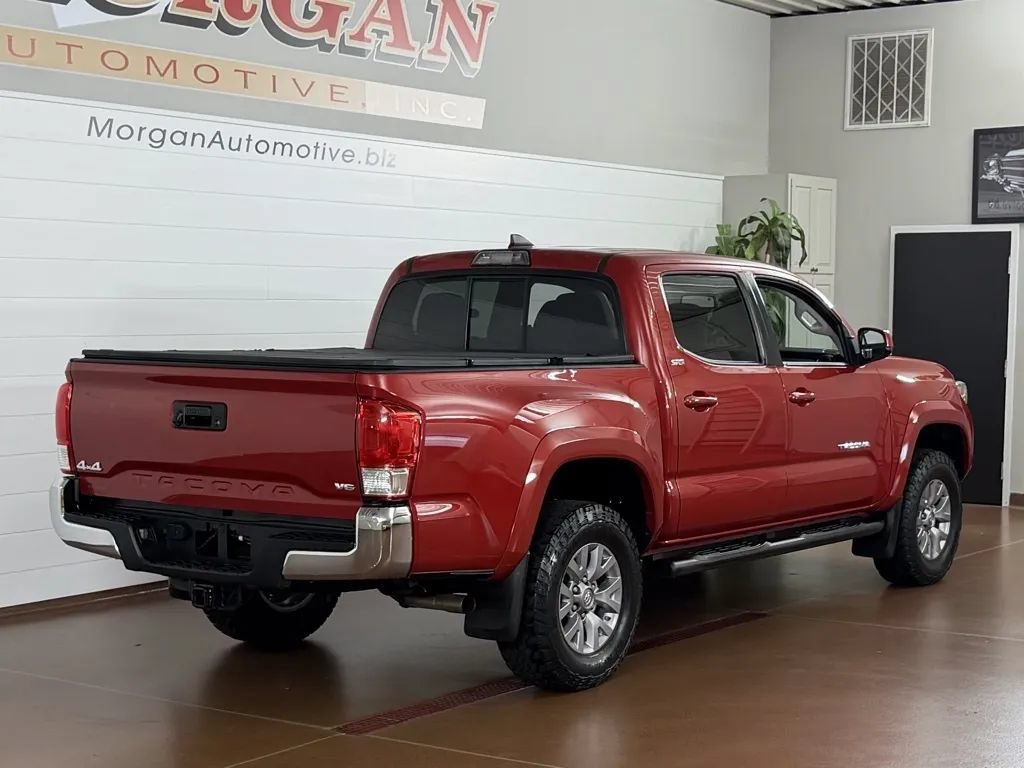 Used 2016 Toyota Tacoma SR5 w/ SR5 Appearance Package (SN) AWD/4WD image 3