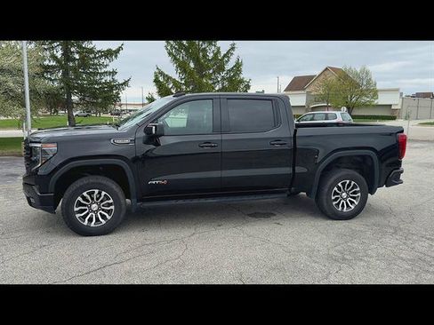 Certified 2023 GMC Sierra 1500 AT4 w/ AT4 Premium Package AWD/4WD image 33