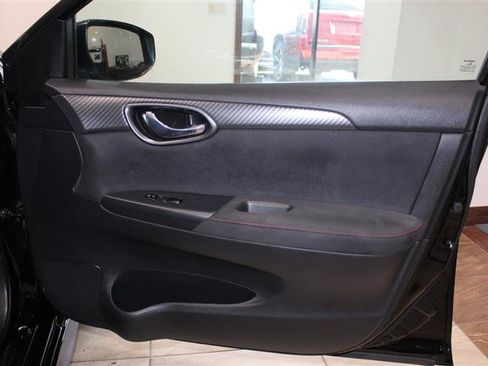 Used 2017 Nissan Sentra NISMO w/ NISMO Premium Package FWD image 32