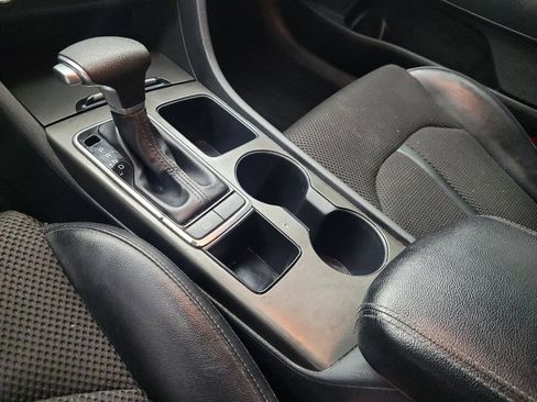 Used 2019 Kia Optima S image 26