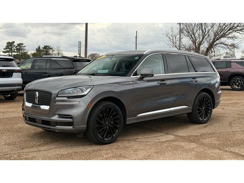 Used 2022 Lincoln Aviator Reserve w/ Equipment Group 201A image 4