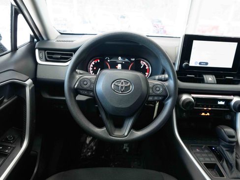Used 2024 Toyota RAV4 LE image 21