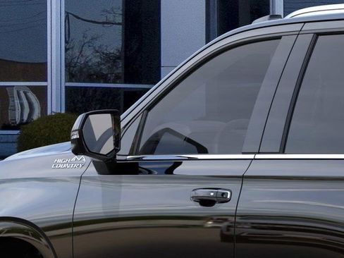 New 2026 Chevrolet Tahoe High Country AWD/4WD image 12