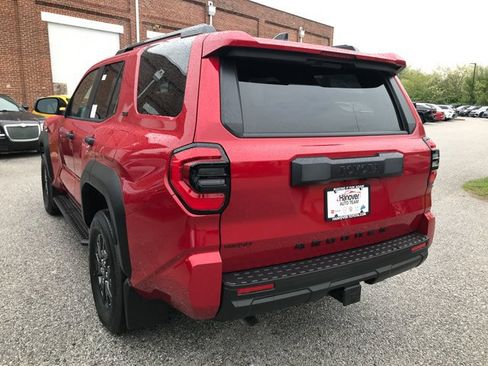 New 2026 Toyota 4Runner SR5 AWD/4WD image 5