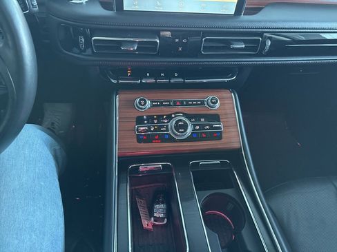 Used 2024 Lincoln Aviator Reserve image 14