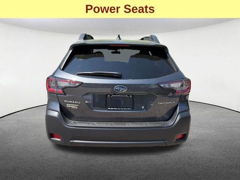 Certified 2025 Subaru Outback Premium AWD/4WD image 8