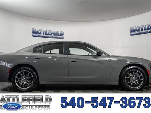 Used 2017 Dodge Charger SXT w/ AWD Plus Group image 11