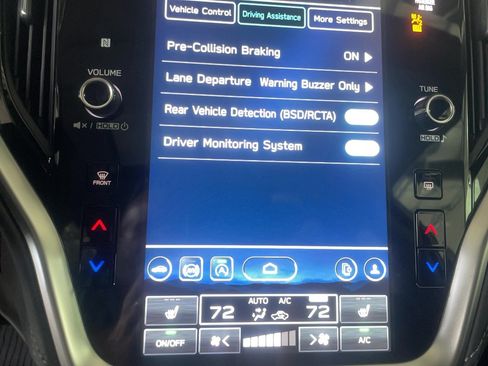 Used 2025 Subaru Outback Limited XT w/ Popular Package #2 AWD/4WD image 14