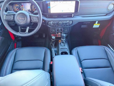 New 2026 Jeep Wrangler Unlimited Rubicon AWD/4WD image 18