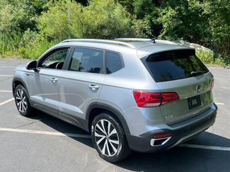 Used 2022 Volkswagen Taos SE FWD video 3