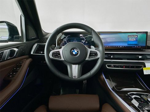 New 2026 BMW X5 xDrive40i w/ M Sport Package image 11