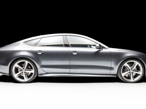 Used 2016 Audi RS 7 Prestige w/ Carbon-Optic Package image 28