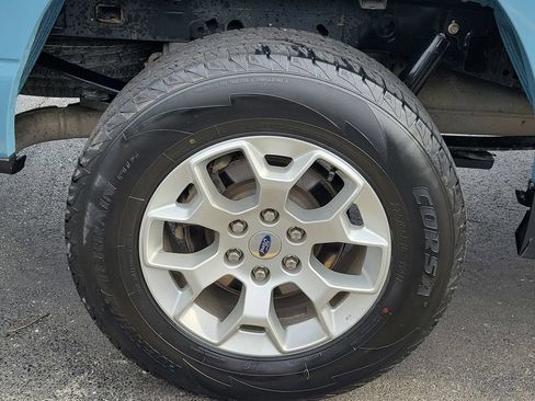 Used 2023 Ford F150 XLT AWD/4WD image 7