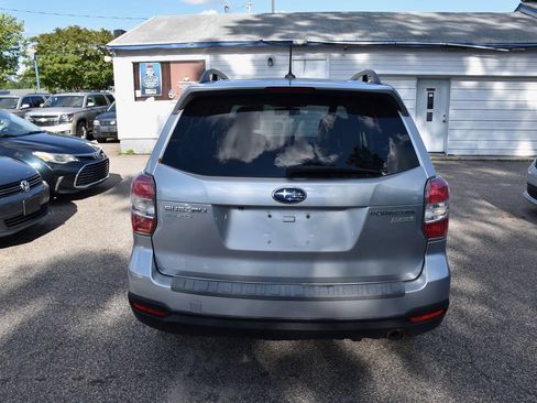 Used 2014 Subaru Forester 2.5i Touring AWD/4WD image 5