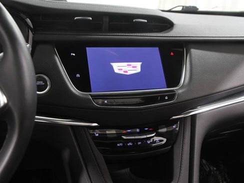 Used 2024 Cadillac XT5 Premium Luxury AWD/4WD image 9