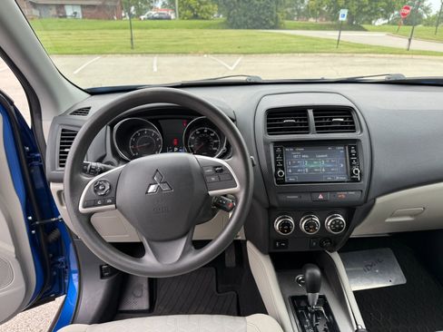 Used 2021 Mitsubishi Outlander Sport ES image 9