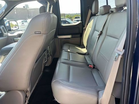 Used 2016 Ford F150 Lariat w/ Equipment Group 502A Luxury AWD/4WD image 16