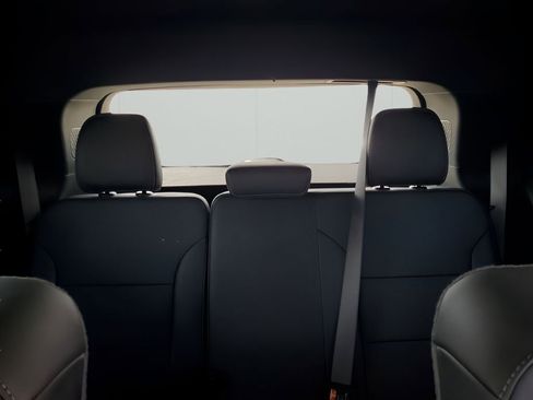 Certified 2025 Buick Enclave Preferred image 23