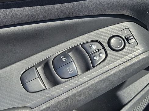 Used 2026 Nissan Altima 2.5 SR FWD image 33