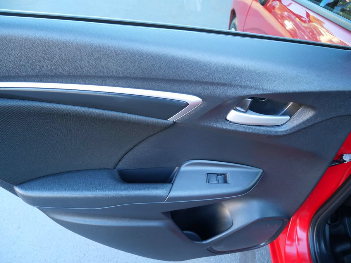 Used 2015 Honda Fit LX image 25